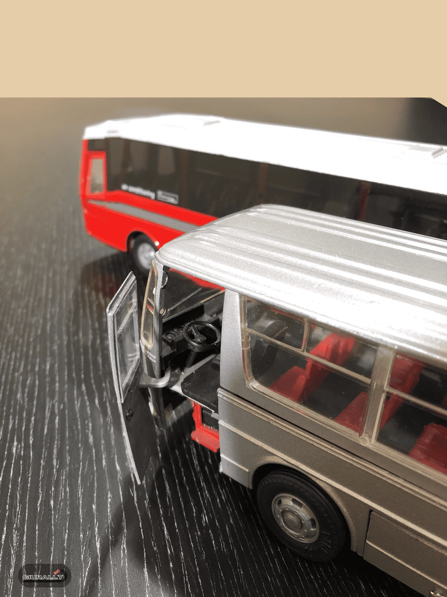 La fedele riproduzione del posto di guida del Fiat 370 Old Cars.